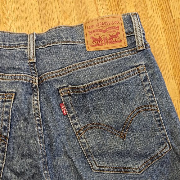 Levi's® Wedgie Fit Jeans - Picture 5 of 7